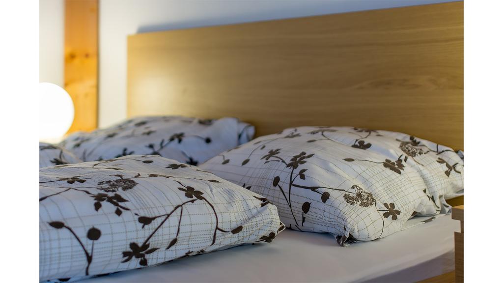 Apartman Vrane Vrané nad Vltavou Exteriör bild